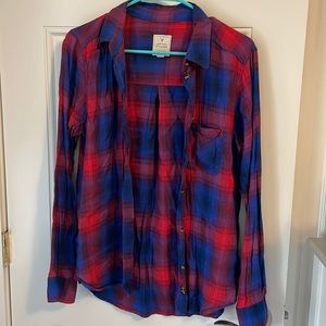 American Eagle “Boyfriend” Flannel. Worn once. Size M.